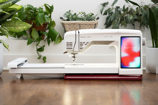 Husqvarna Designer Ruby 90 Démonstrateur