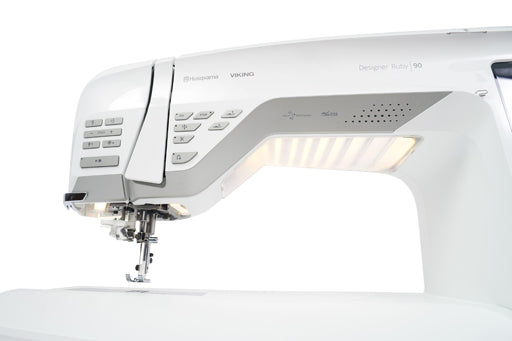 Husqvarna Designer Ruby 90 Démonstrateur